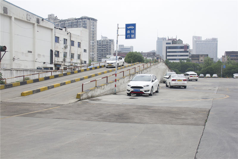 新北区驾校,新北区驾校报名,新北区学车